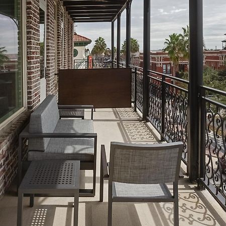 Hotel Haya Tampa Luaran gambar
